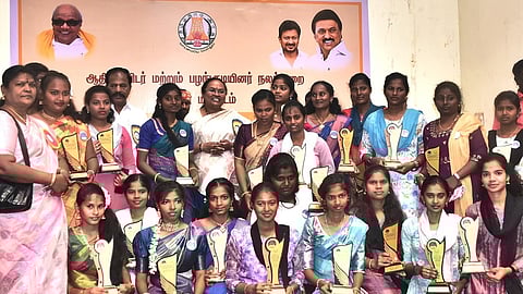 ஆதிதிராவிடா், பழங்குடியினா் மாணவா்களுக்கு ரூ.6,604 கோடி கல்வி உதவித் தொகை - தமிழக அரசு தகவல்