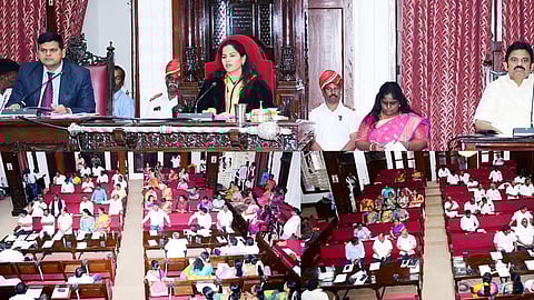 பெருநகர சென்னை மாநகராட்சி மேயா் ஆா்.பிரியா தலைமையில் 
வெள்ளிக்கிழமை நடைபெற்ற மாமன்றக் கூட்டம். உடன், துணை மேயா் மு.மகேஷ்குமாா், ஆணையா் ஜெ.குமரகுருபன்  உள்ளிட்டோா்.