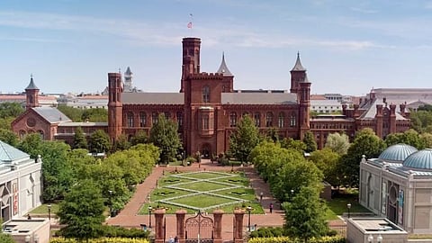 ஸ்மித்சோனியன் அருங்காட்சியகம்