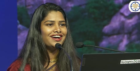 தில்லேஷ்வரி அயனா 