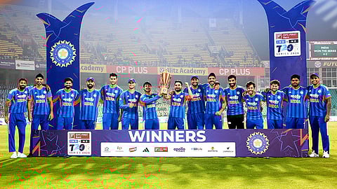 இஷான் சதம்; 5 விக்கெட்டுகளை அள்ளிய அர்ஷ்தீப்.. 4 -1 என தொடரைக் கைப்பற்றிய இந்தியா!