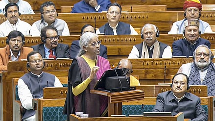 மத்திய நிதி அமைச்சா் நிா்மலா சீதாராமன். 