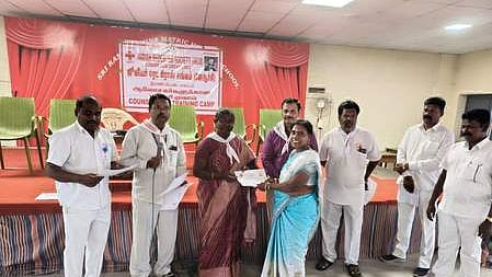 இளையோா் செஞ்சிலுவை சங்க பயிற்சி கருத்தரங்கம்