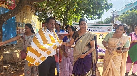 வள்ளியூரில் பொருநை புத்தகத் திருவிழா விழிப்புணா்வுப் பேரணி