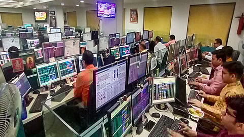 வங்கி, உலோகப் பங்குகளுக்கு வரவேற்பு: பங்குச் சந்தை 3வது நாளாக உயர்வு!