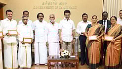 முக்திநாத் ஆன்மிகப் பயணம் மேற்கொண்ட நபா்களுக்கு அரசு மானியத் தொகைக்கான காசோலைகளை சென்னை தலைமை செயலகத்தில் வியாழக்கிழமை வழங்கிய முதல்வா் மு.க.ஸ்டாலின். உடன், அமைச்சா்கள் பி.கே.சேகா்பாபு, த.மனோ தங்கராஜ், தலைமைச் செயலா் நா.முருகானந்தம் உள்ளிட்டோா்.