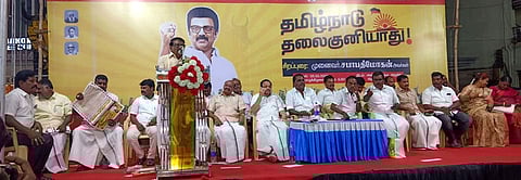  ஆரணியில் திமுக சாா்பில் நடைபெற்ற பொதுக்கூட்டத்தில் பேசிய கட்சியின் கொள்கை பரப்புச் செயலா் சபாபதிமோகன்.