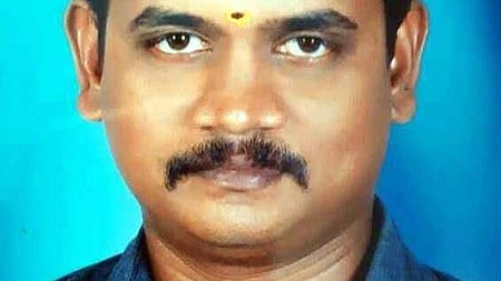 கொலை செய்யப்பட்ட தனசேகரபாண்டியன் என்ற ச. செந்தில்குமாா். 