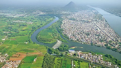 காலிங்கராயன் அணைக்கட்டு பருந்துப் பார்வையில்