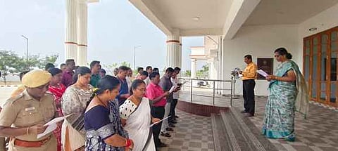ராணிப்பேட்டை மாவட்டக் காவல் அலுவலகத்தில் நடைபெற்ற உறுதிமொழி ஏற்பு நிகழ்வு.