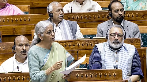 உலக வா்த்தக அமைப்பிடம் சரணடைந்தது காங்கிரஸ்தான் -  நிா்மலா சீதாராமன்