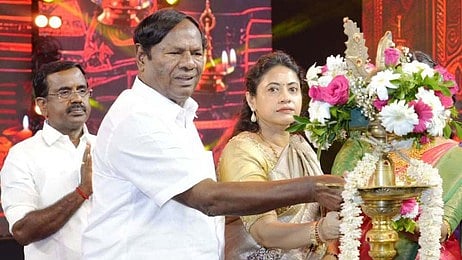 தனலட்சுமி சீனிவாசன் பல்கலை.யில் நட்சத்திரா கலை விழா தொடக்கம்