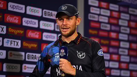 நமீபியா கேப்டன் கெர்ஹார்ட் எராஸ்மஸ்.