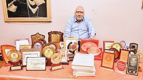 மின் ஆவணங்கள்...