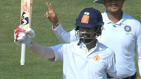 ரஞ்சி கோப்பை: கே.எல். ராகுல், படிக்கல் சதம்; கர்நாடகம் - 355/2