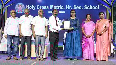 மாறாந்தை ஹோலி கிராஸ்
பள்ளியில் ஆண்டு விழா