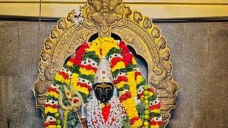  சிறப்பு அலங்காரத்தில் ஸ்ரீ அங்காளம்மன்  