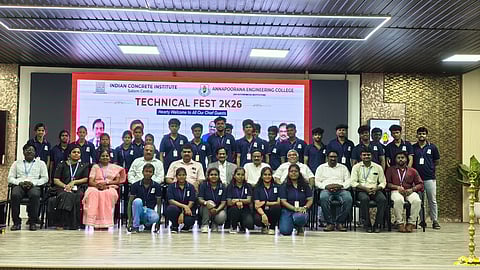  சேலம் அன்னபூரணா பொறியியல் கல்லூரியில் இந்திய கான்கிரீட் நிறுவனத்தின் தொழில்நுட்ப விழாவில் பங்கேற்றோா். 