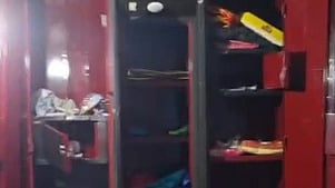 வியாபாரி வீட்டில் 18 பவுன் நகைகள் திருட்டு