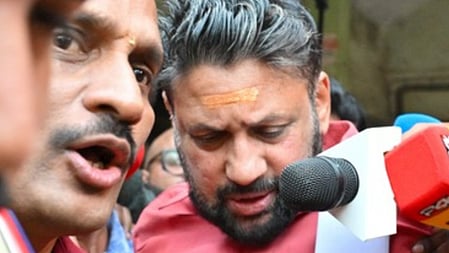 சபரிமலை தங்கக் கவச மோசடி:
தந்திரி ராஜீவருக்கு ஜாமீன்