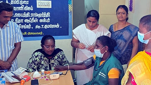 ஊராட்சி பணியாளா்களுக்கு சிறப்பு மருத்துவ முகாம்