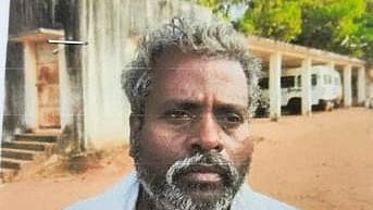 மணல் திருட்டில் சிக்கியவா் குண்டா் சட்டத்தில் கைது