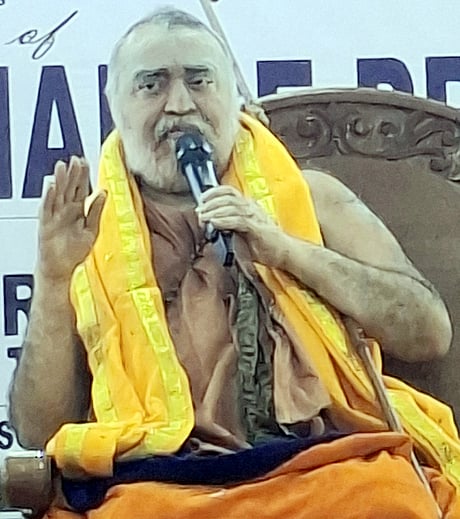 விழாவில் ஆசியுரை வழங்கிய காஞ்சி சங்கராசாரியா் விஜயேந்திர சரஸ்வதி சுவாமிகள்.