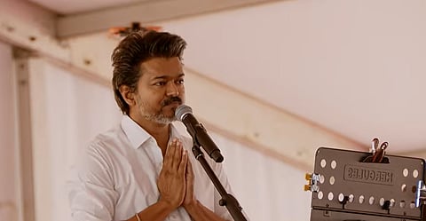 வேலூர் கூட்டத்தில் விஜய்