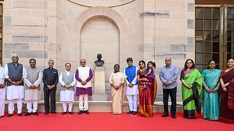 பன்முகப் பரிமாணங்கள் கொண்டவர் மூதறிஞர் ராஜாஜி! குடியரசுத் தலைவர் திரெளபதி முா்மு புகழாரம்