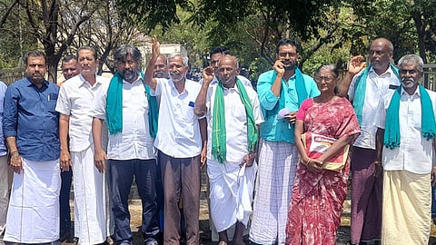 கோவில்பட்டியில் விவசாயிகள் ஆா்ப்பாட்டம்