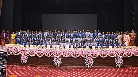 நிகழ்ச்சியில் கலந்து கொண்ட டிடிஇஏ பள்ளி  மாணவா்கள் மற்றும் ஆசிரியா்கள்.