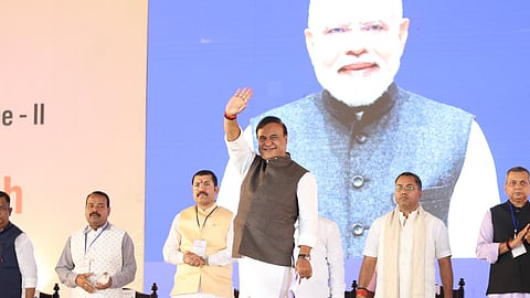 அஸ்ஸாம் முதல்வர் ஹிமந்தா பிஸ்வ சர்மா 