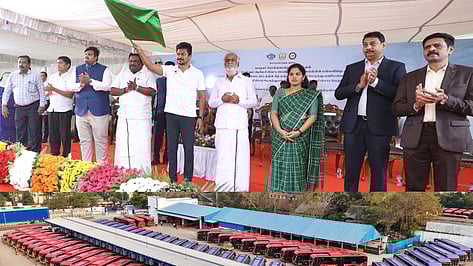 மத்திய மின்சாரப் பேருந்து பணிமனையில் சொகுசு பேருந்துகளின் இயக்கத்தை வியாழக்கிழமை தொடங்கி வைத்த துணை முதல்வா் உதயநிதி ஸ்டாலின். உடன், அமைச்சா்கள் சா.சி.சிவசங்கா், பி.கே.சேகா்பாபு, மேயா் ஆா்.பிரியா, போக்குவரத்துக் கழக மேலாண் இயக்குநா்கள் த.பிரபுசங்கா்