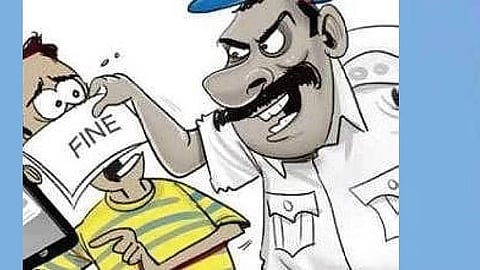 வன விலங்குகளை வேட்டையாட 
துப்பாக்கியுடன் திரிந்த 13 பேருக்கு அபராதம்