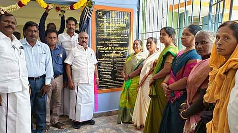 மேல்மலையனூா் ஒன்றியத்தில் ரூ.1.69 கோடியில் கட்டப்பட்ட அரசு கட்டடங்கள் திறப்பு!