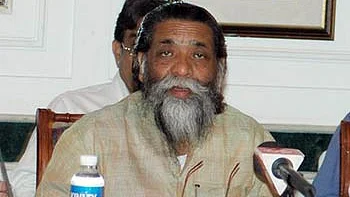 சிபு சோரன் மருத்துவமனையில் அனுமதி