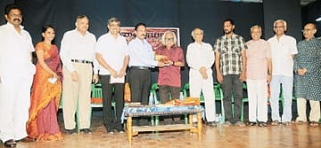 கணையாழி இதழ் மீண்டும் வந்திருப்பது மகிழ்ச்சி