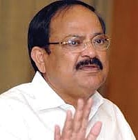 கரோனாவை சமூக மறு உருவாக்கத்துக்கான கருவியாகப் பாா்க்க வேண்டும்: வெங்கய்ய நாயுடு