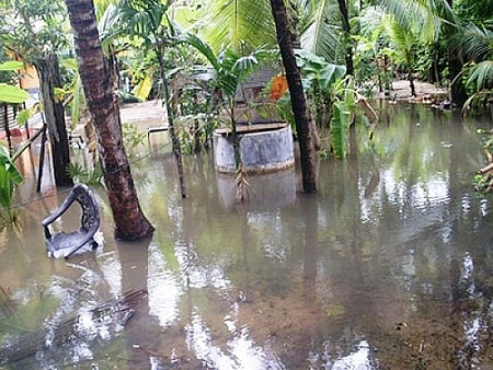 இலங்கை கிழக்கு மாகாணத்தில் கடும் வெள்ளம்