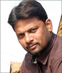 டக டக்.. டக டக்.. டக டக் முரட்​டுசிங்​கம் பராக்!