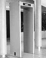 அன்றாட வாழ்வில் அறிவியல்: மெட்டல் டிடெக்டர்கள் எப்படிச் செயல்படுகின்றன?