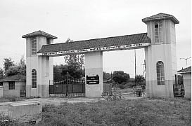 வீணாகும் தாட்கோ தொழில்பேட்டைக் கூடங்கள்!