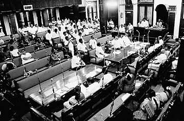 நம்மைச் சுற்றி நடப்பது என்ன?: மாநகரம்!