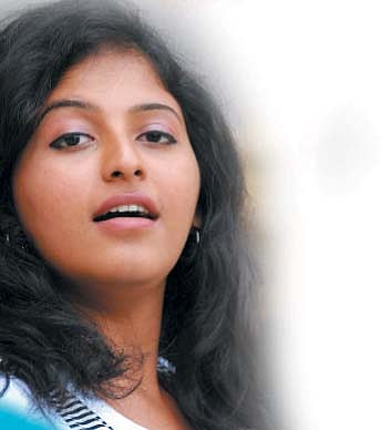 திரைக்கதிர்