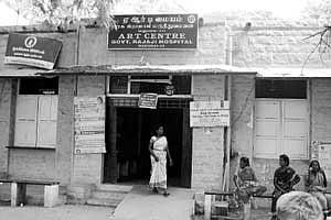 மதுரை அரசு மருத்துவமனையில் "எய்ட்ஸ்' பரிசோதனை நிறுத்தம்