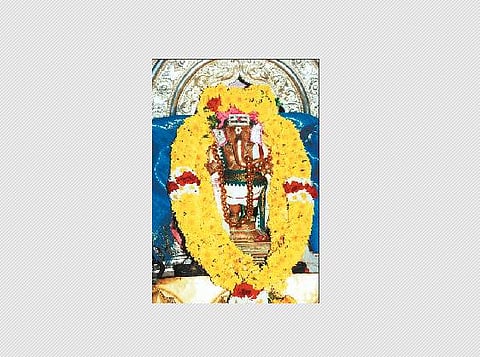 மாணவர்களின் இஷ்ட தெய்வம்!