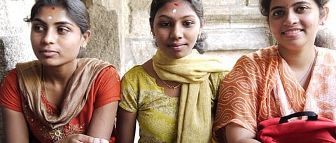 மாதவிடாய் காலத்தில் பெண்கள் ஏன் கோவிலுக்கு செல்ல கூடாது ?