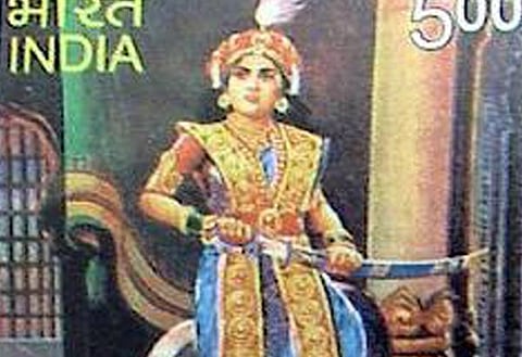 முதல் என்ற சாதனையைப் படைத்த பெண்கள்