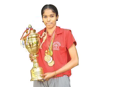 தட களத்தில் இருந்து வாள்வீச்சுக்கு மாறினேன்!