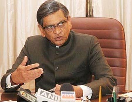 உலக அளவில் இந்தியா தனித்து இயங்க முடியாது: எஸ்.எம்.கிருஷ்ணா